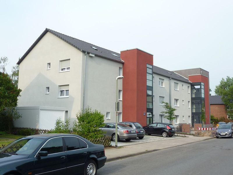 Hübsche, moderne 2-Zimmer-Wohnung mit barrierearmem Zugang und Balkon
